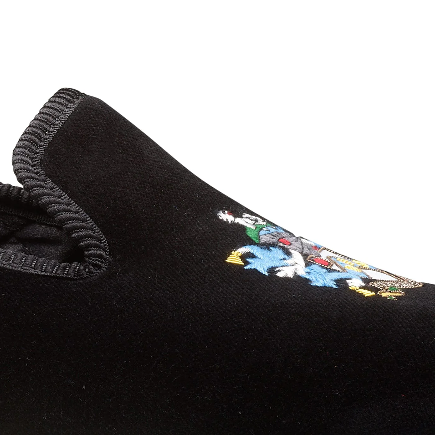 Bond Coat of Arms Black Velvet - Image 6