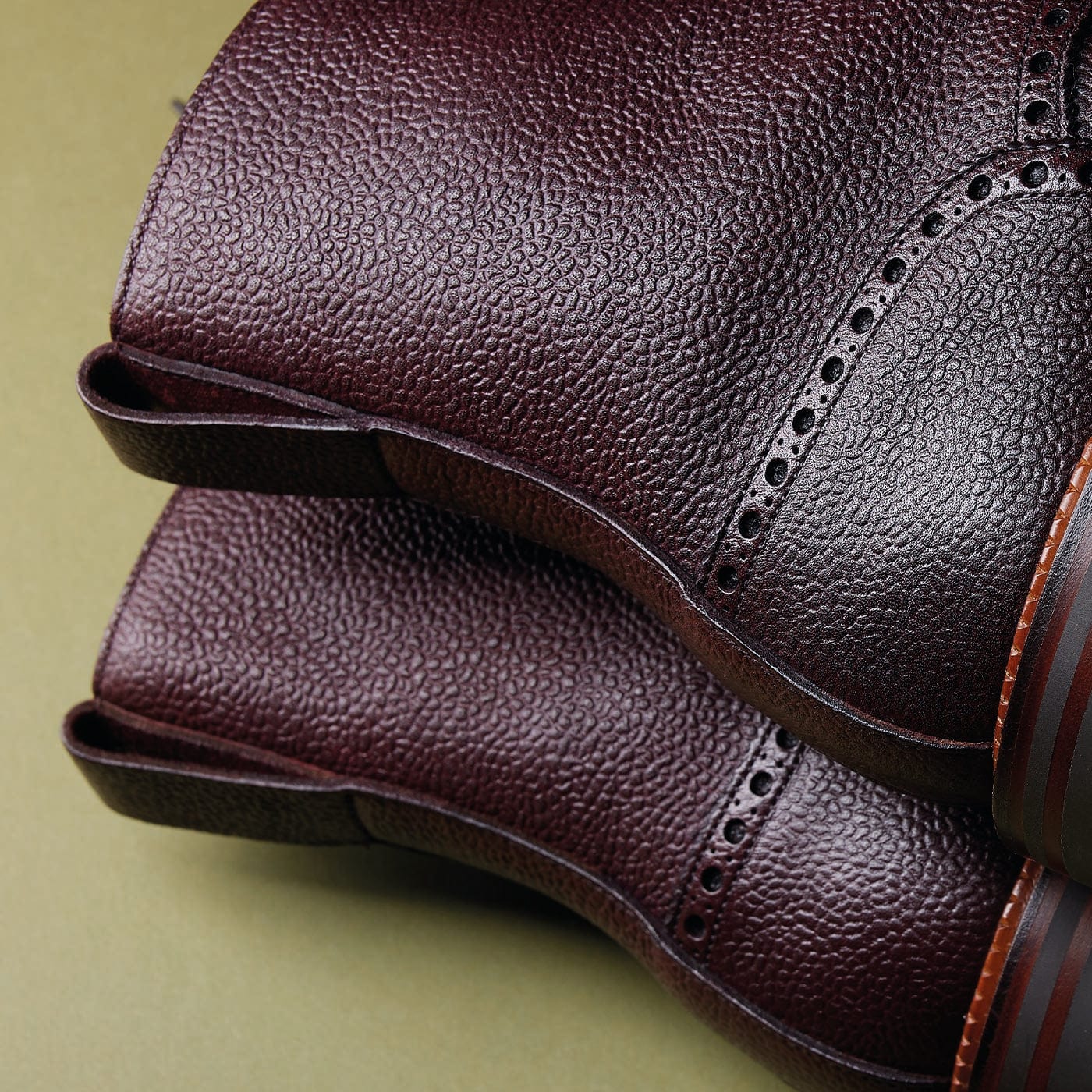 Islay Oxblood Zug Grain - Image 6